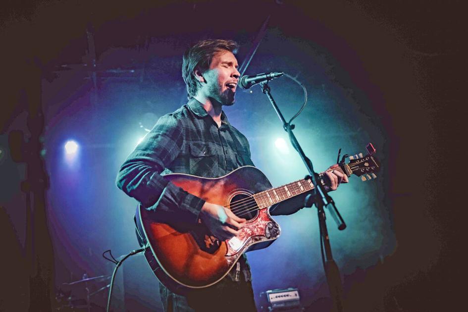 Woodside musician stands up to anxiety