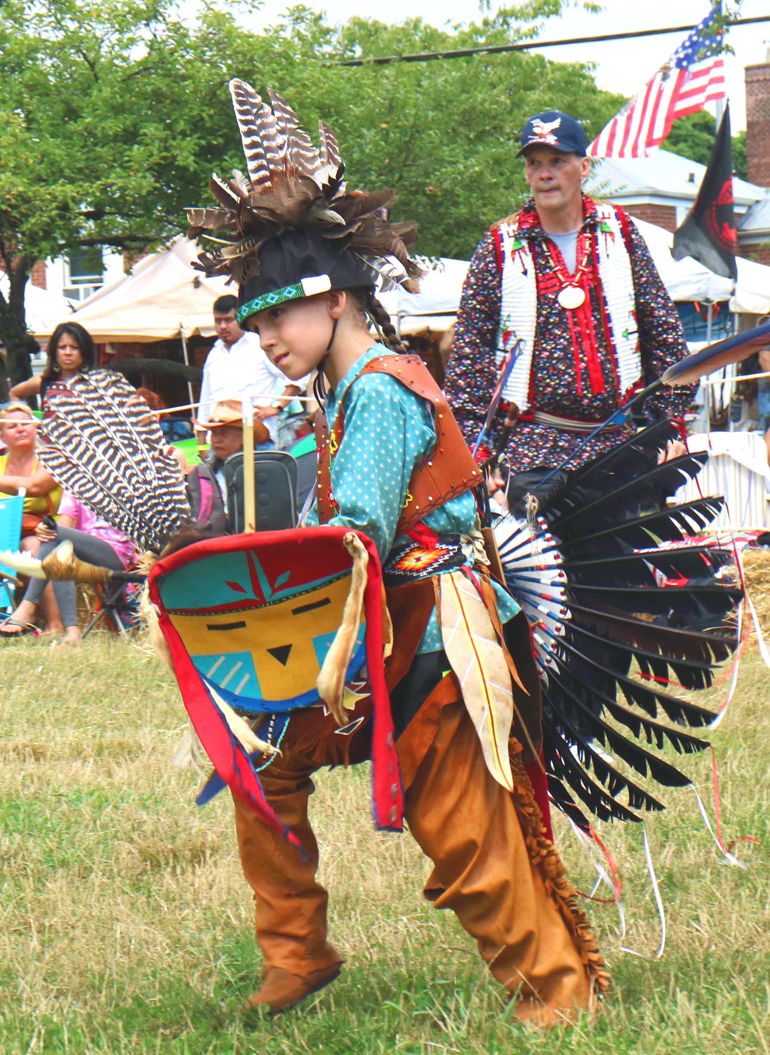 Thunderbird Pow Wow mesmerizes Queens