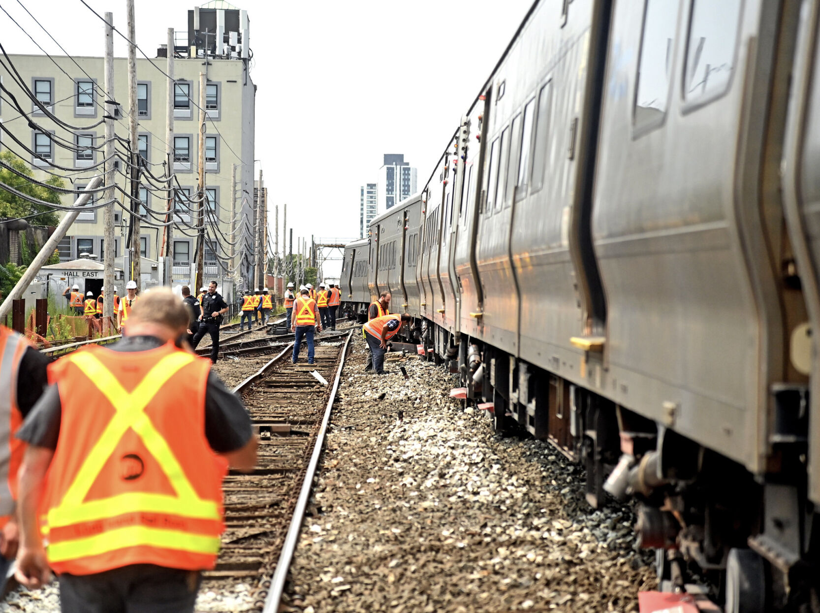 MTA chair expects full LIRR service Monday - Vimarsana News