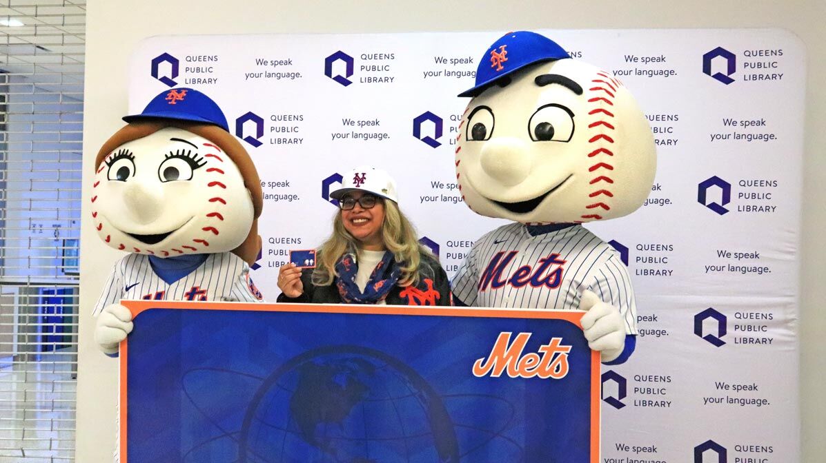 Perfect Day With The Family At Mets Camp! Mookie Wilson, @hojo20 @bnimmo24  💙🧡💙🧡 Let's Do This 🫵🏾