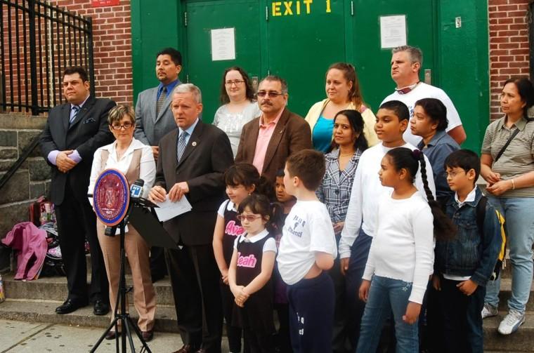 Woodside’s PS 11 pleas for expansion Queens Chronicle Western Queens