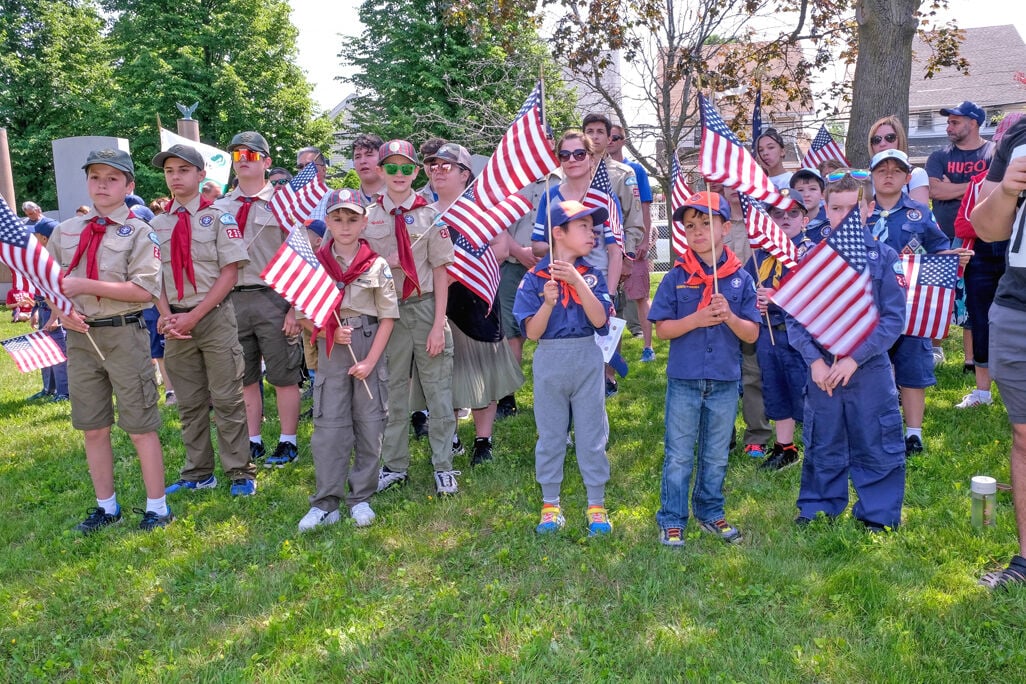 Memorial Day in Whitestone | | qchron.com