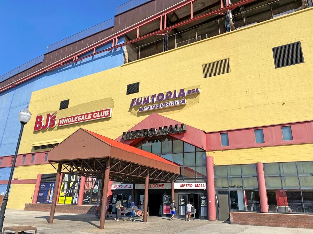 Metro Mall to see upgrades this fall | | qchron.com