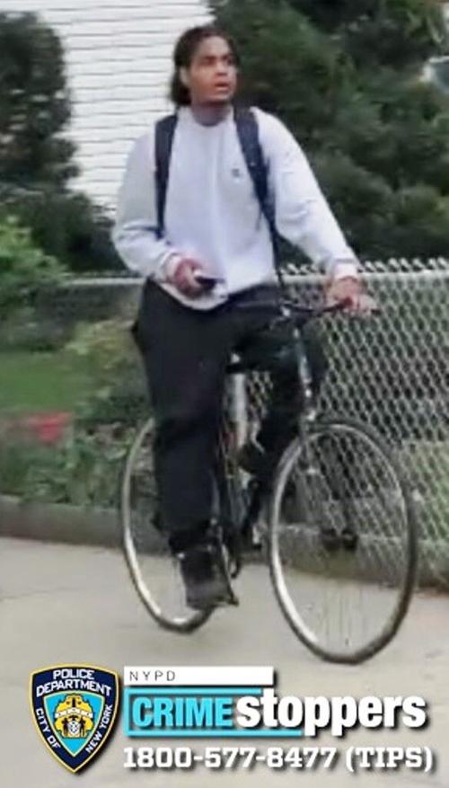 Cops seek Ridgewood robbery suspect