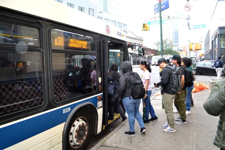 Mayor still pushing for free bus service