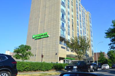 Electeds Letter To Mayor Questions Ex Con Hotel Queenswide Qchron Com
