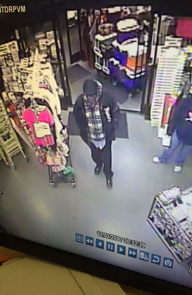 Police ask help in identifying man passing fake currency Local Crime