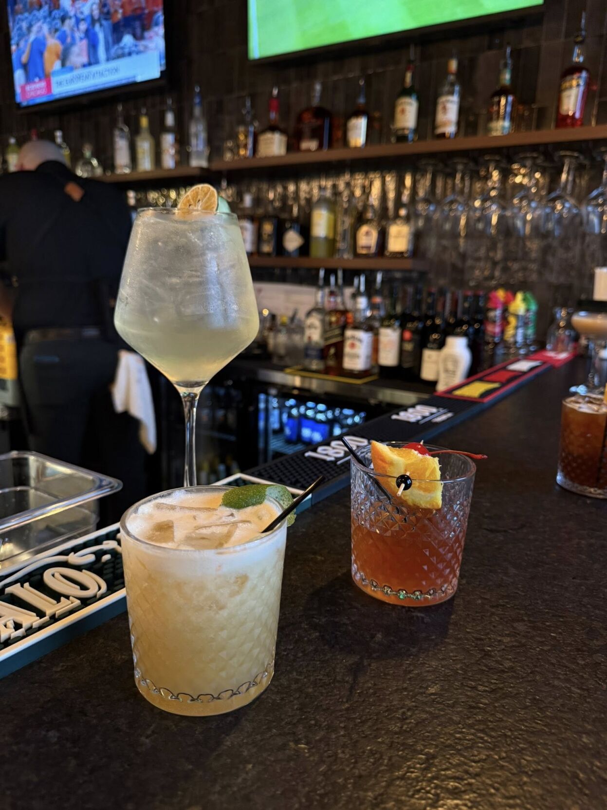 Brickstone Kitchen-Bar 3.jpg