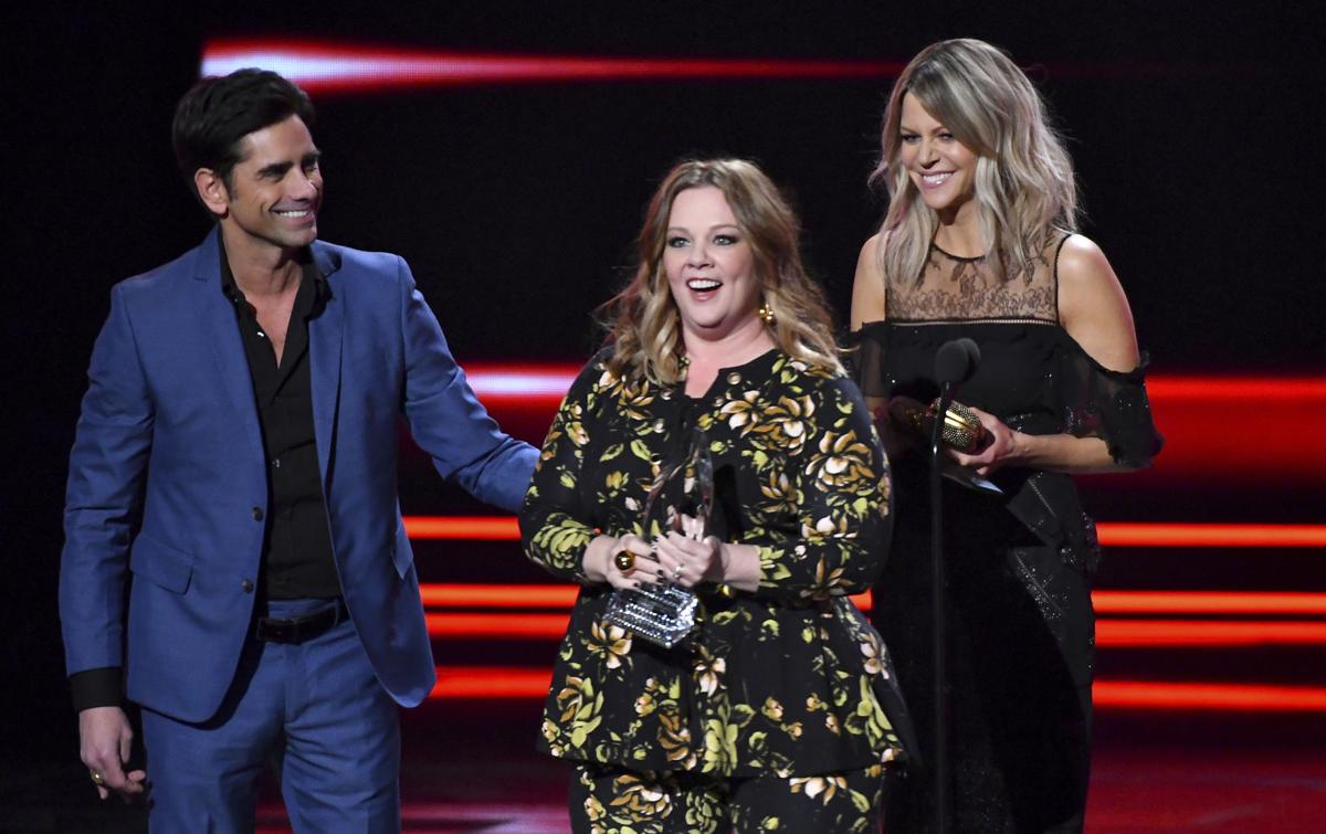 2017 People's Choice Awards - Show