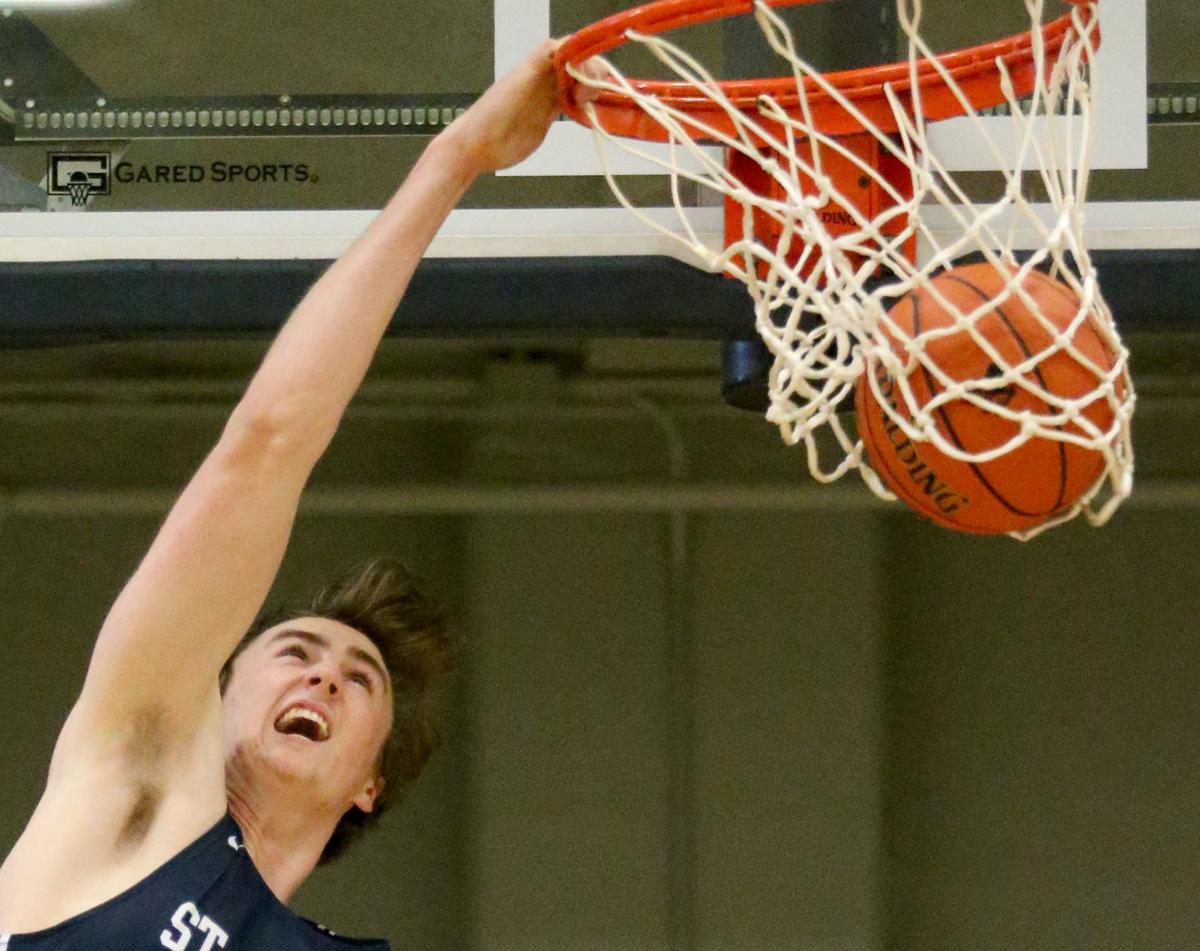 Photos St Ambrose Men S And Women S Basketball Media Day
