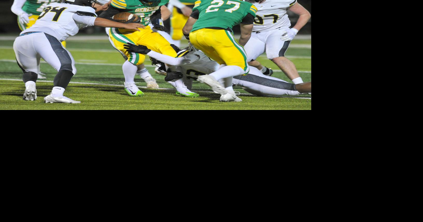 Mistakes cost Geneseo football in season opener with Galesburg