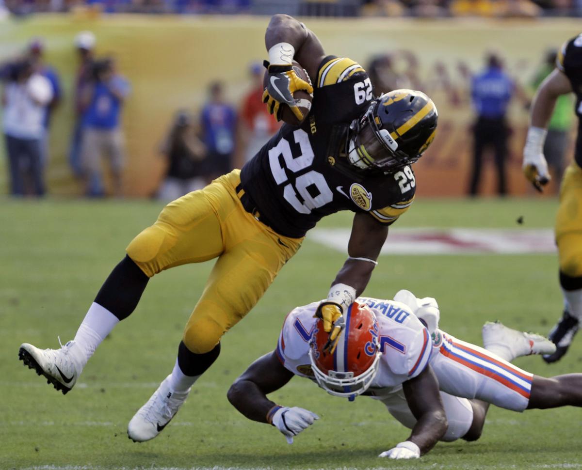 APTOPIX Outback Bowl Football