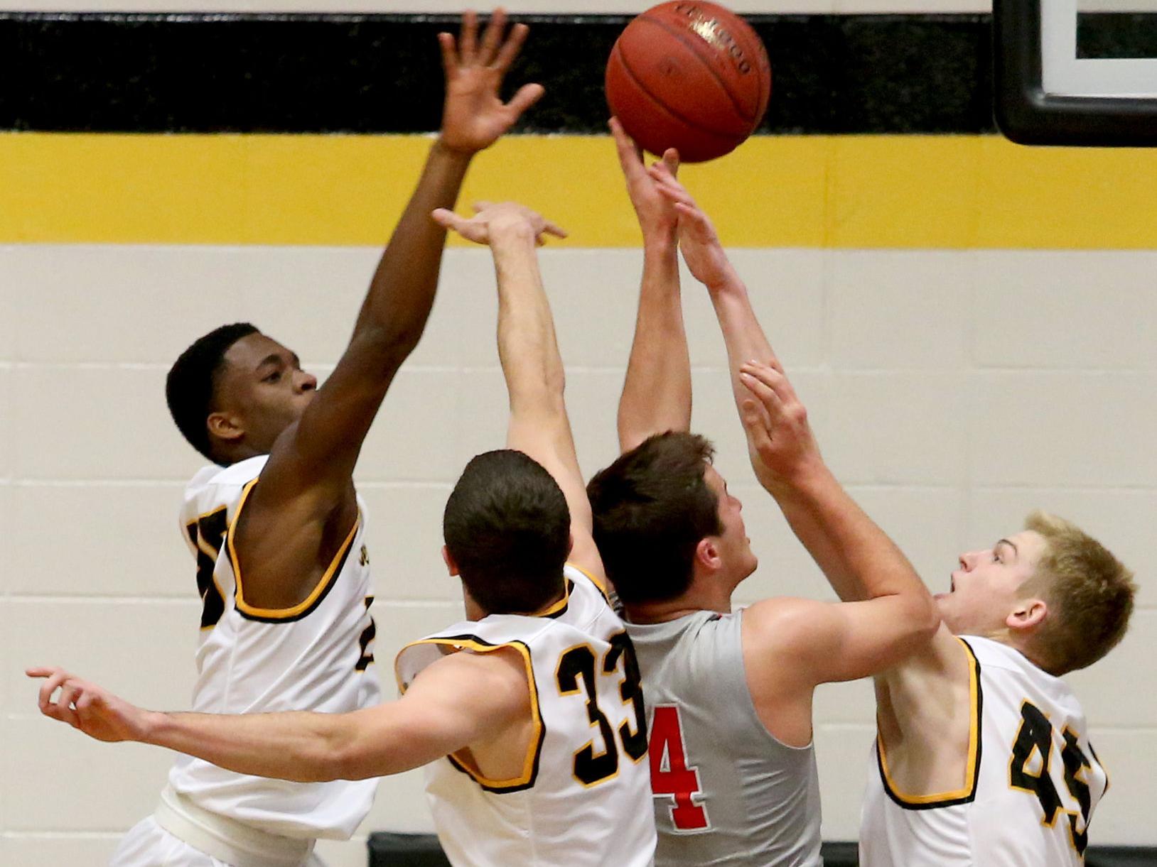 Q C Area High School Results For Tuesday Dec 13 Qc Varsity