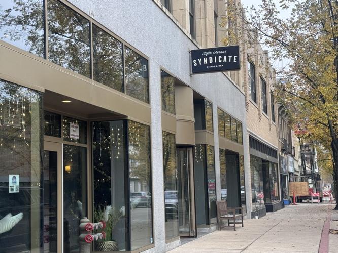 Fifth Avenue Bistro.jpg