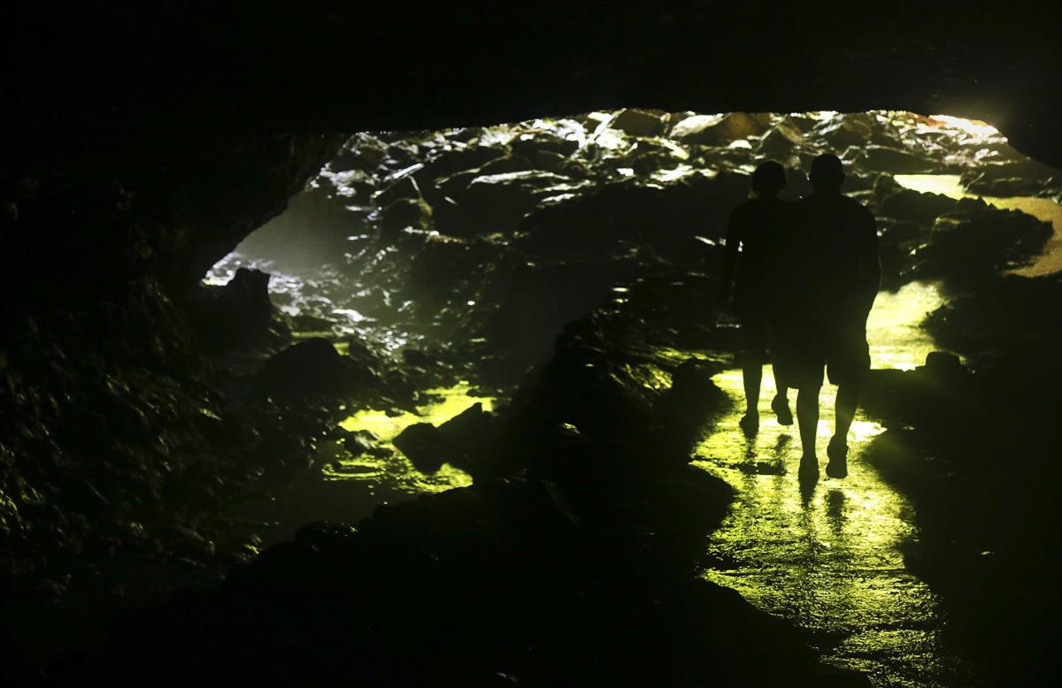 1011966099 MAQUOKETA_CAVES_REOPENING_0129.jpg