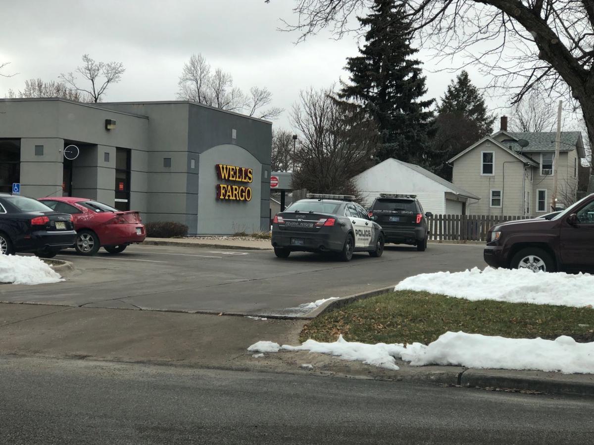 Davenport Police On Scene Of A Robbery At Wells Fargo Bank Local