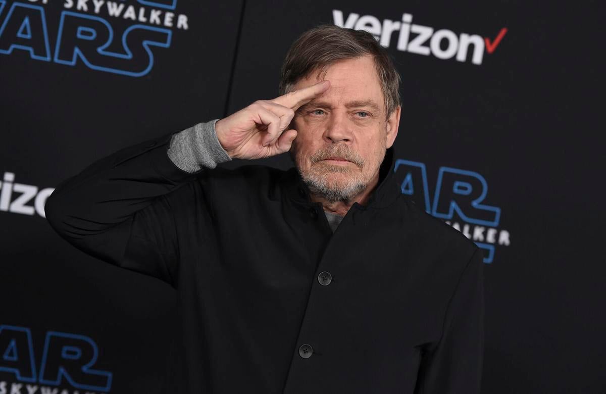Star Wars deleted scene 'covered up' Mark Hamill car crash scars