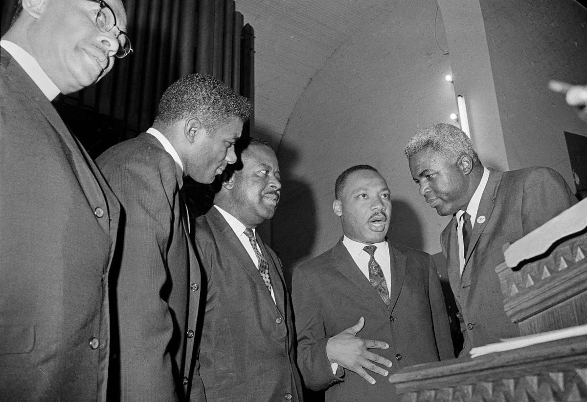 1963: Robinson King Abernathy