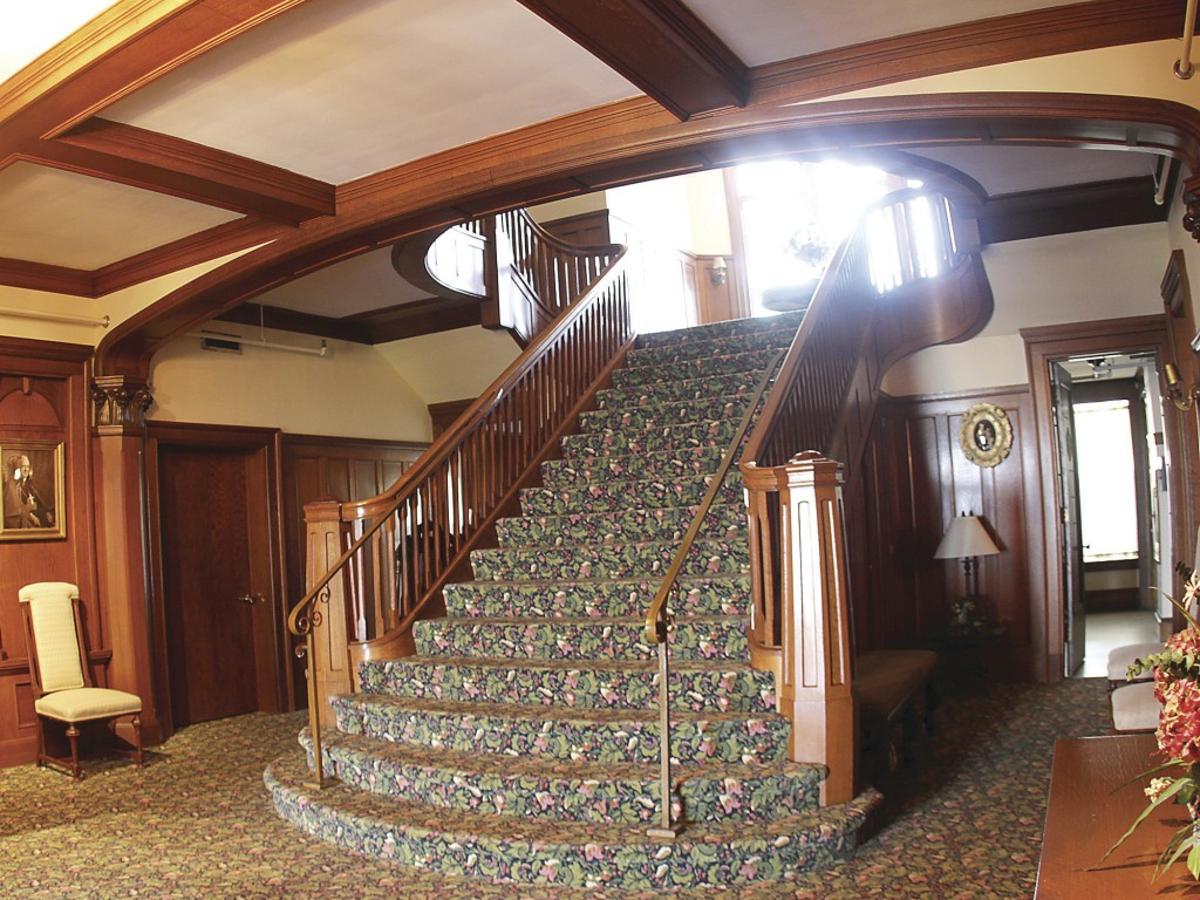 The Kahl Legacy Qctimes Com The Kahl Legacy Qctimes Com