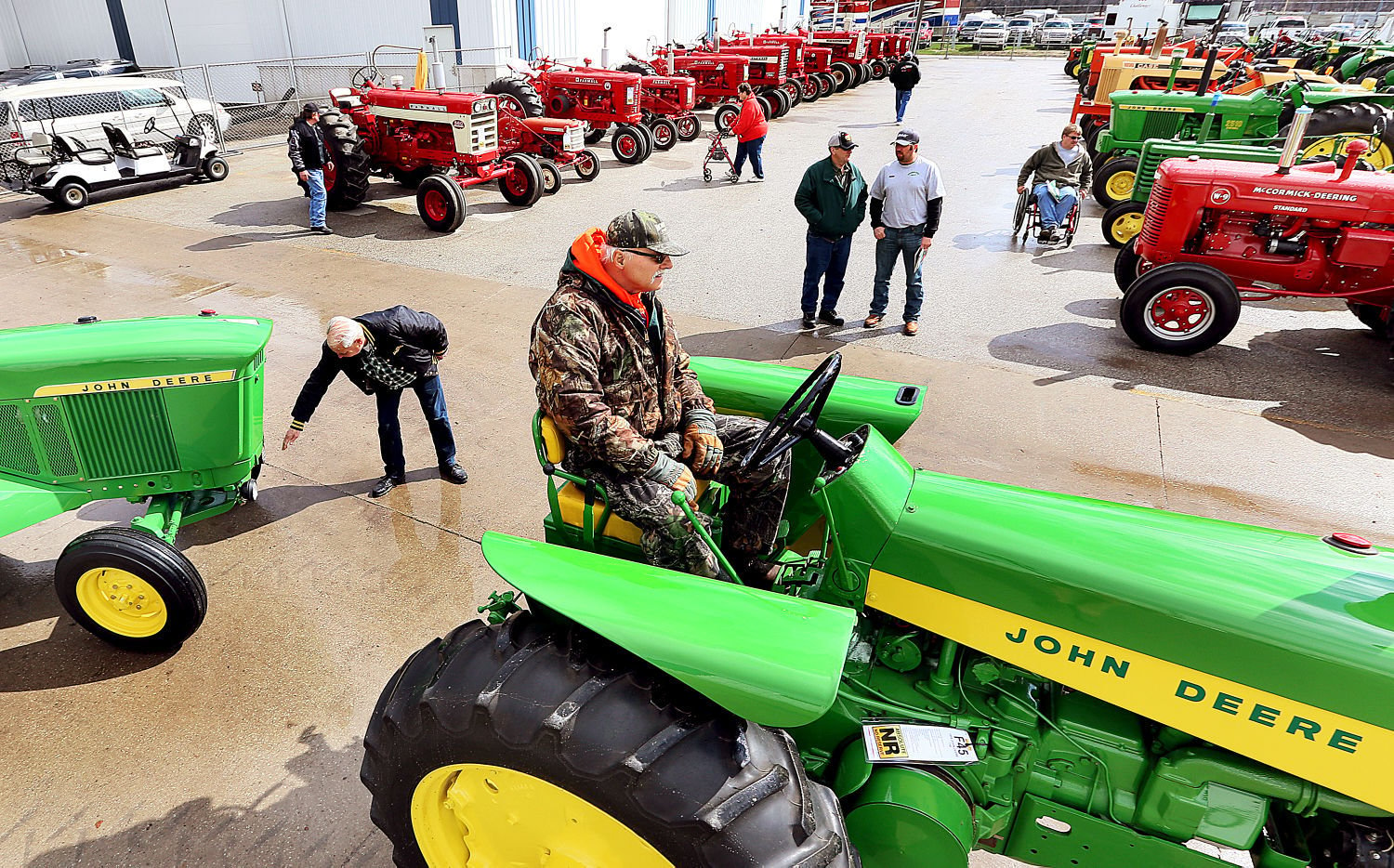 Photos: Mecum Gone Farmin' Tractor Auction