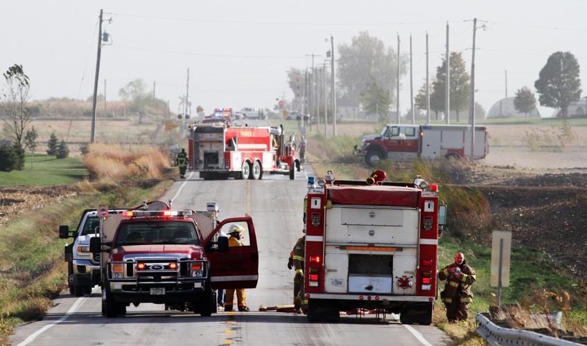 Scott County crews battle major field fires near Eldridge