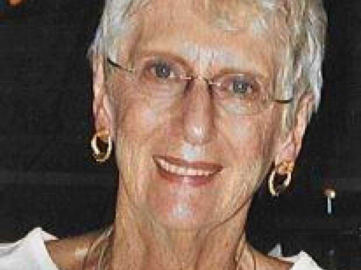 Diana Dowell Memos Obituaries Qctimes Com Diana Dowell Memos Obituaries Qctimes Com