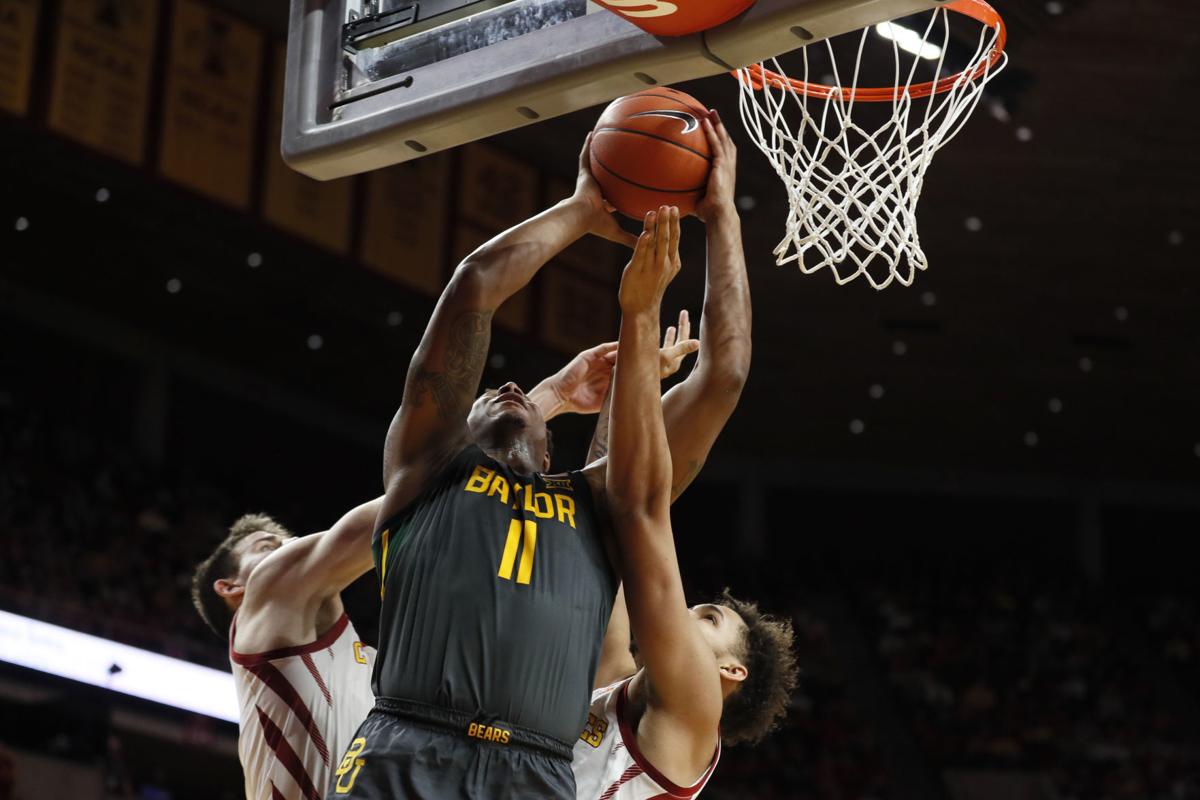 Bear Big Men Dominate Cyclones College Sports Qctimes Com