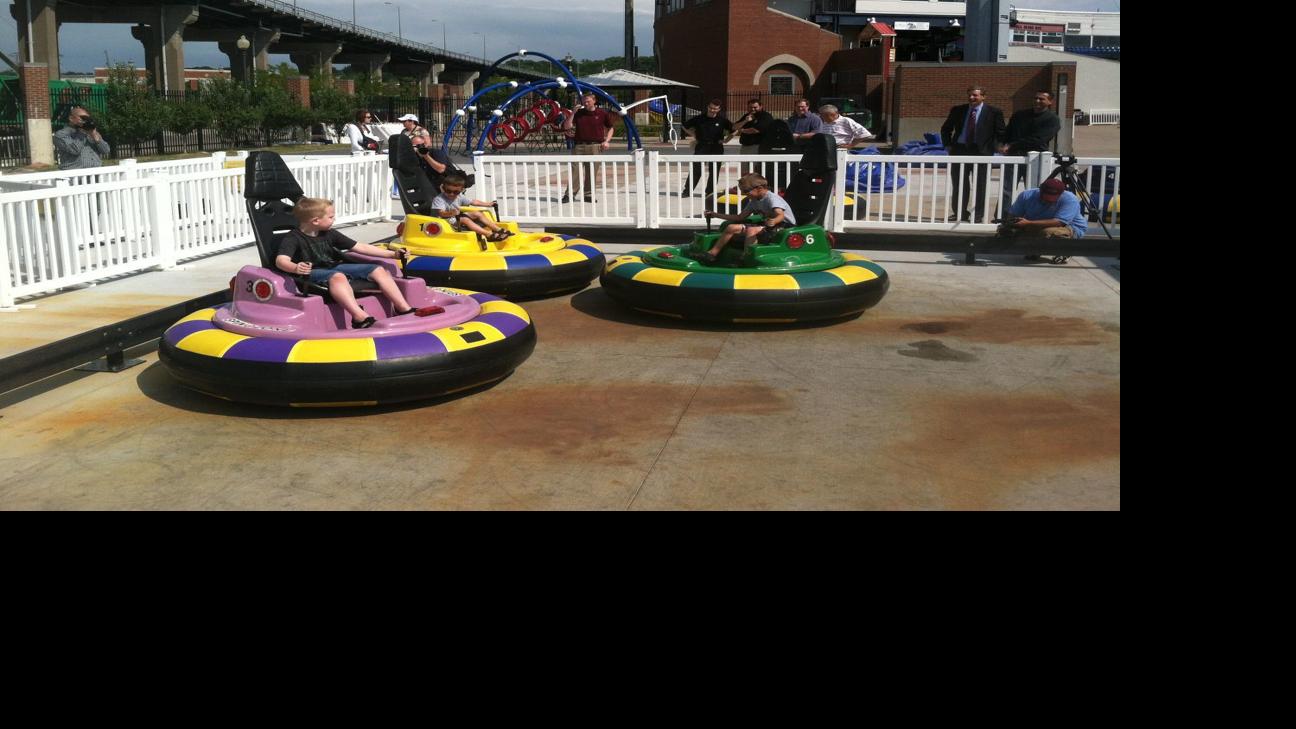 oaks park bumper cars