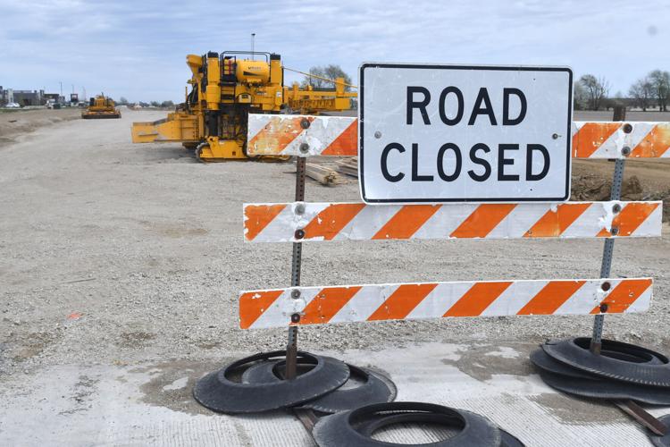 041523-qc-nws-roadwork-188
