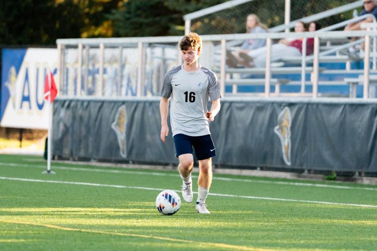 Men's Soccer battles in 2-2 draw with Wheaton