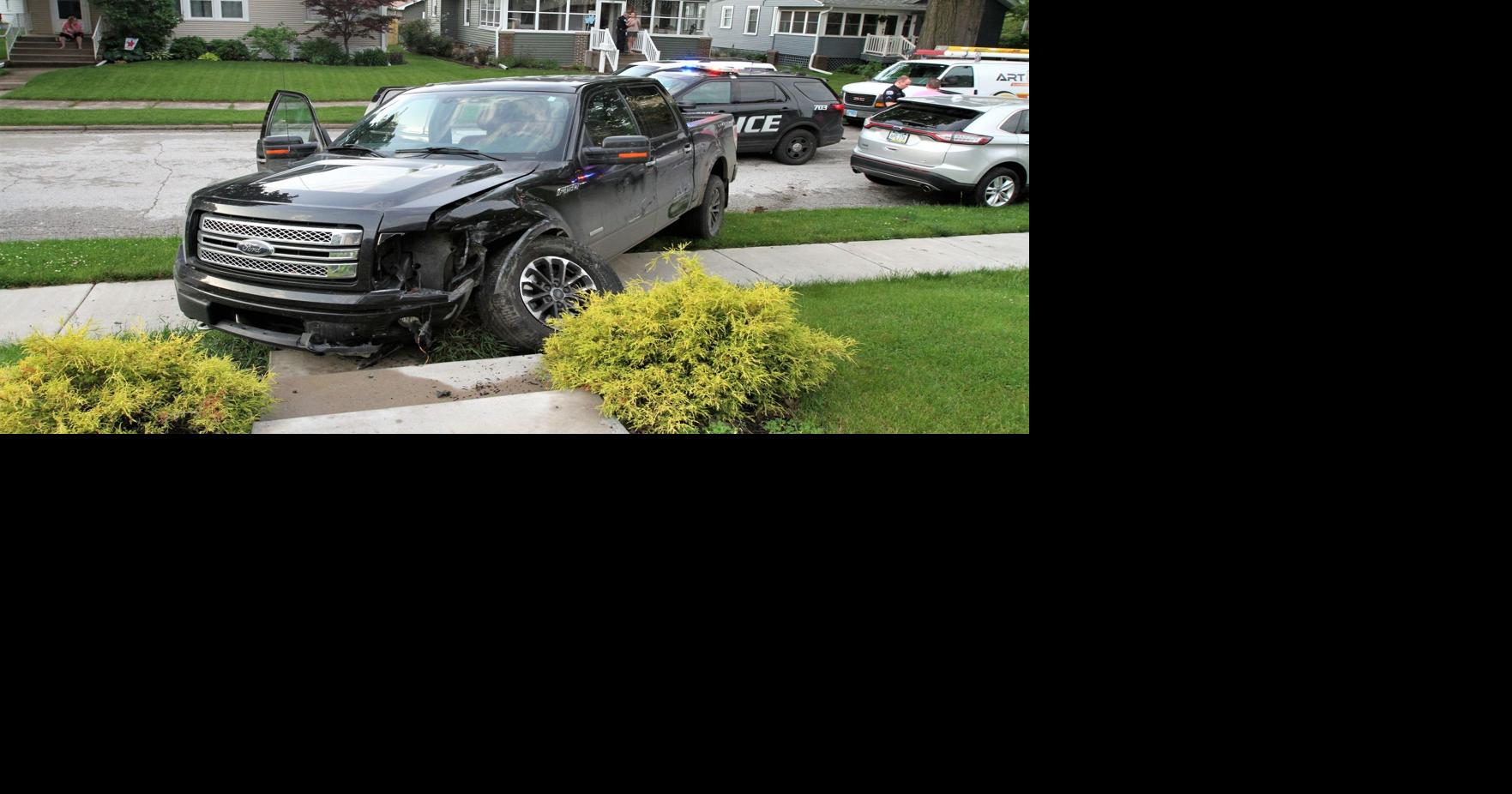 Davenport police make arrest after stolen pickup crashes