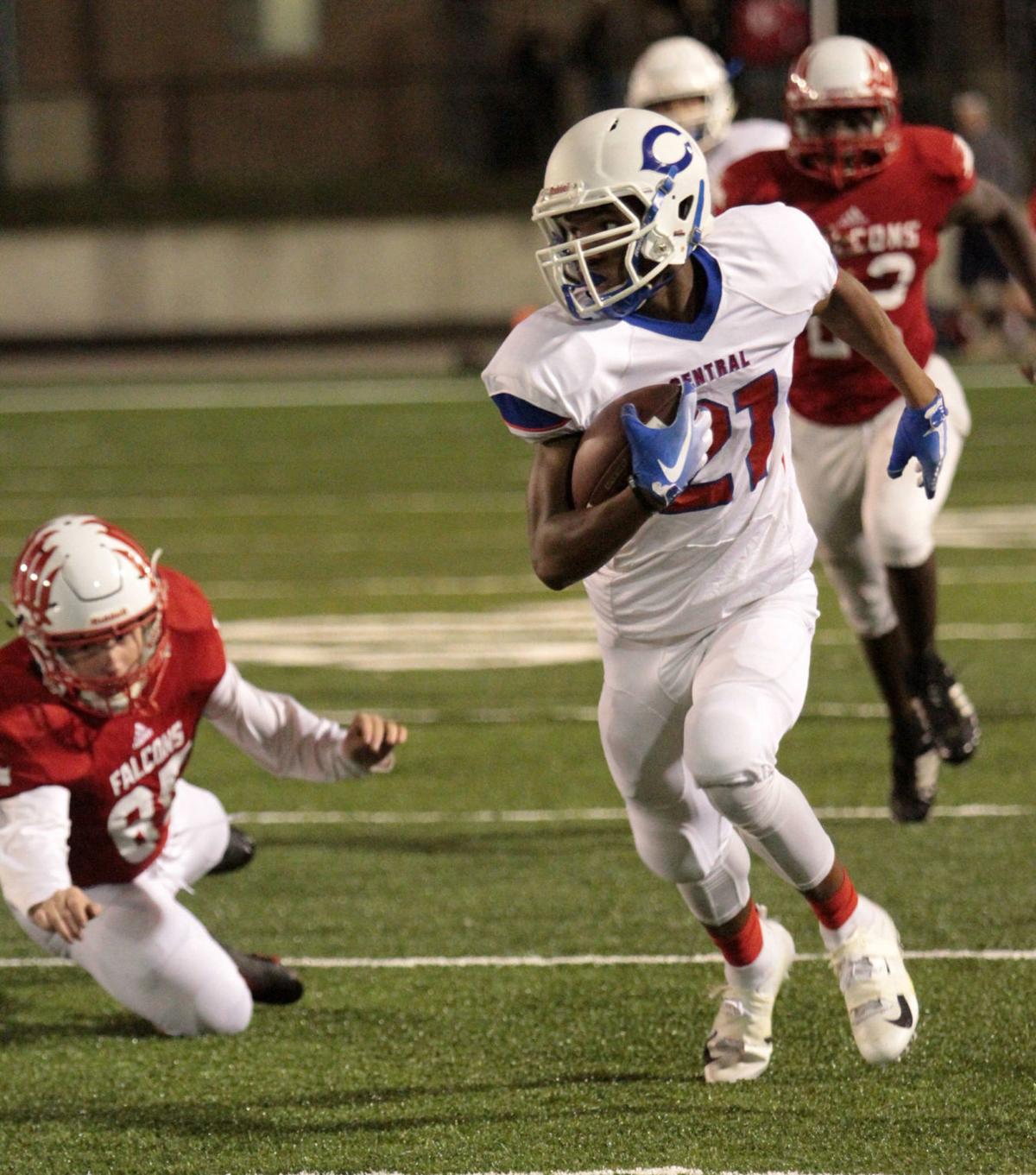 Wommack Blue Devils Run Over Falcons High School Football
