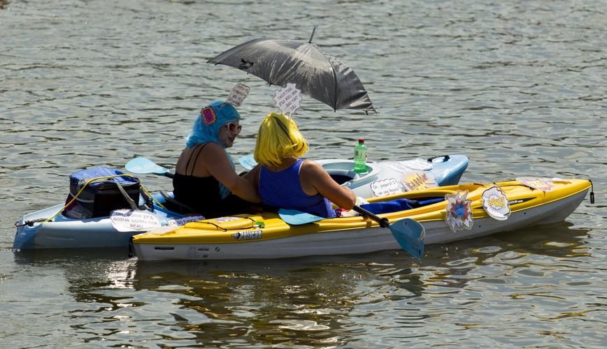 Floatzilla again attracts raft of boats