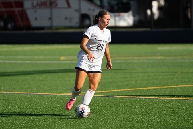 Late goal sinks women’s soccer at Lawrence