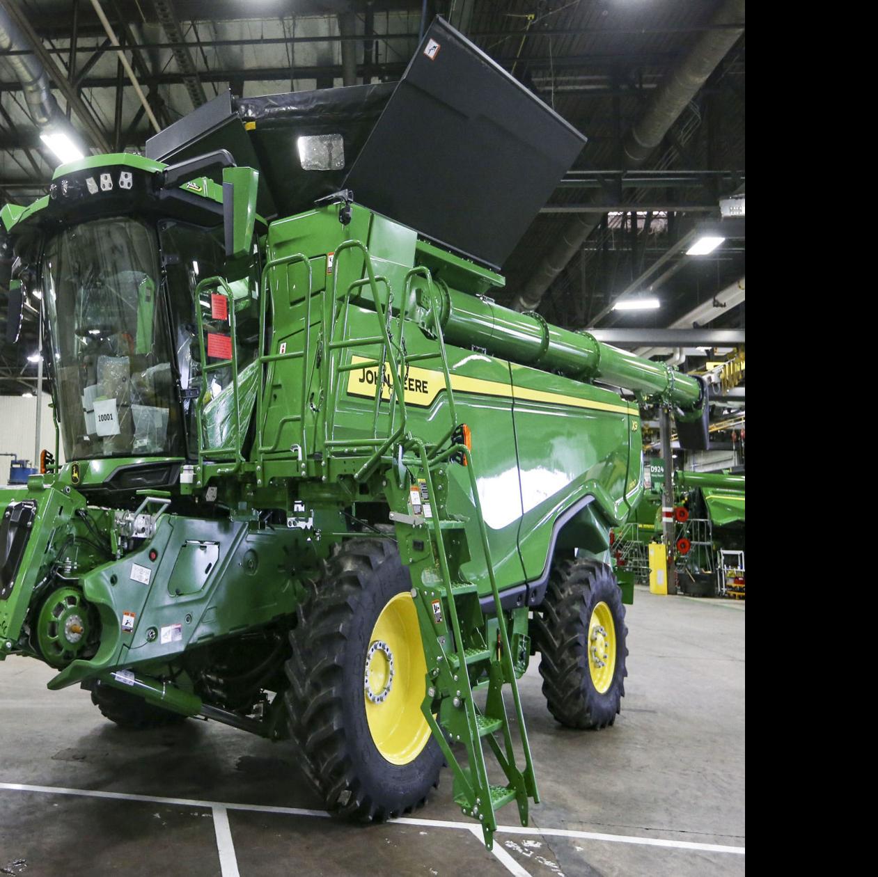 Over 10,000 Deere workers brace for strike, supplemental employees could be  left behind