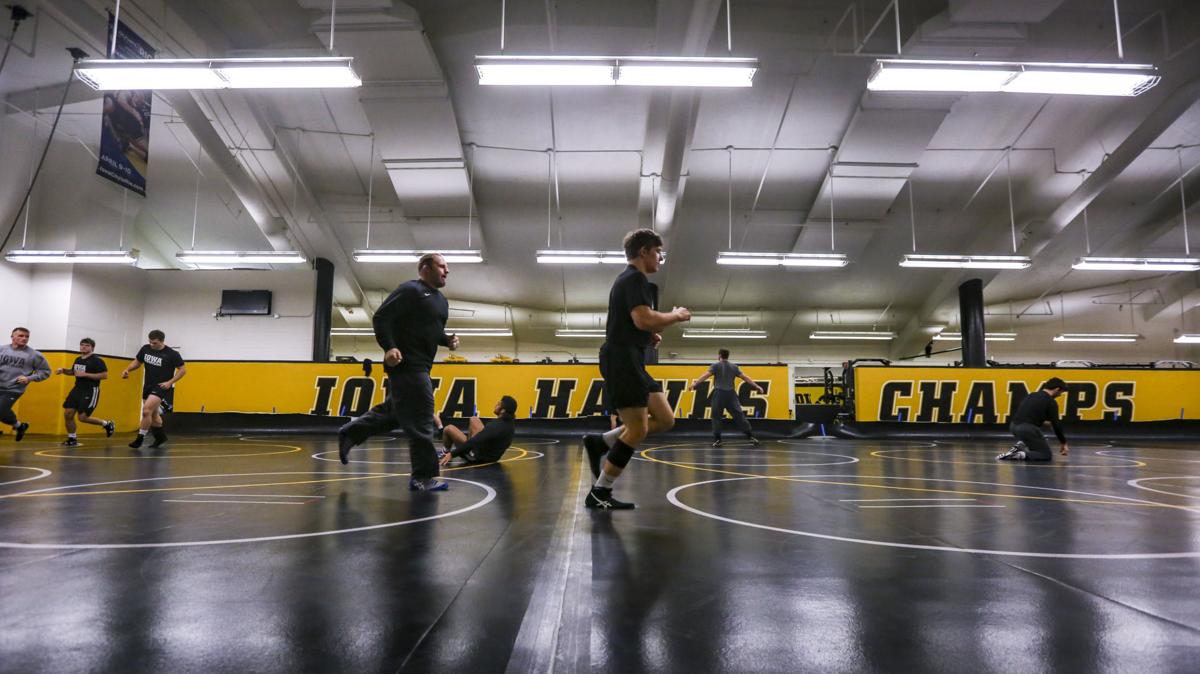 Hawkeye wrestlers prepare for 'unique' season