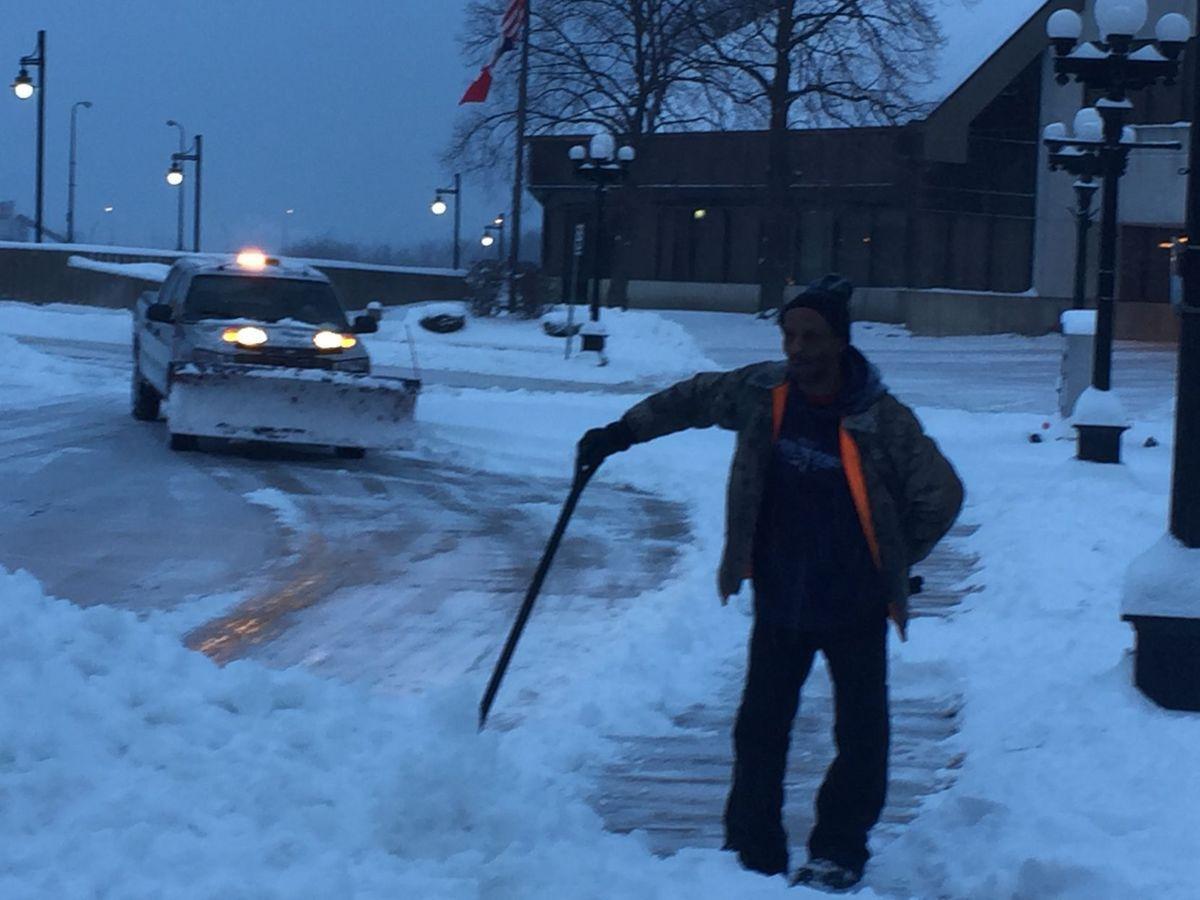 Waterloo Walloped With 10 Inches Of Snow Weather Qctimes Com