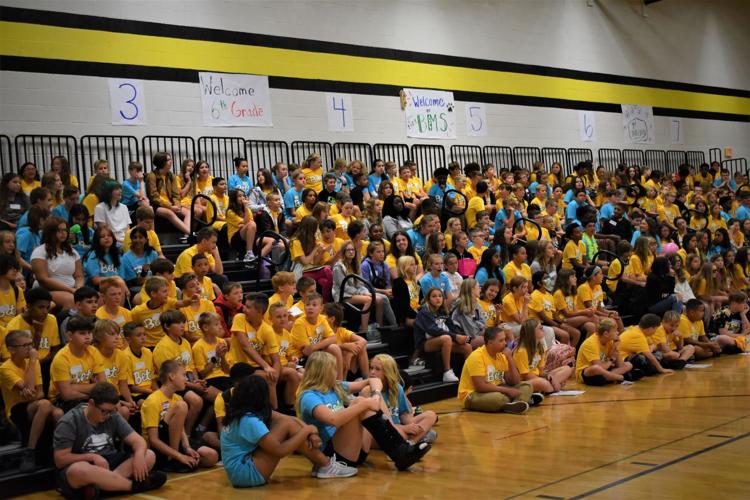 Bettendorf Middle School launches transition mentoring program for 6th