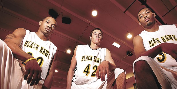 men-s-basketball-newcomers-bring-size-to-black-hawk-college-sports