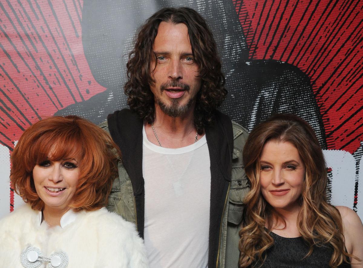 2012: Linda Ramone, Chris Cornell, Lisa Marie Presley