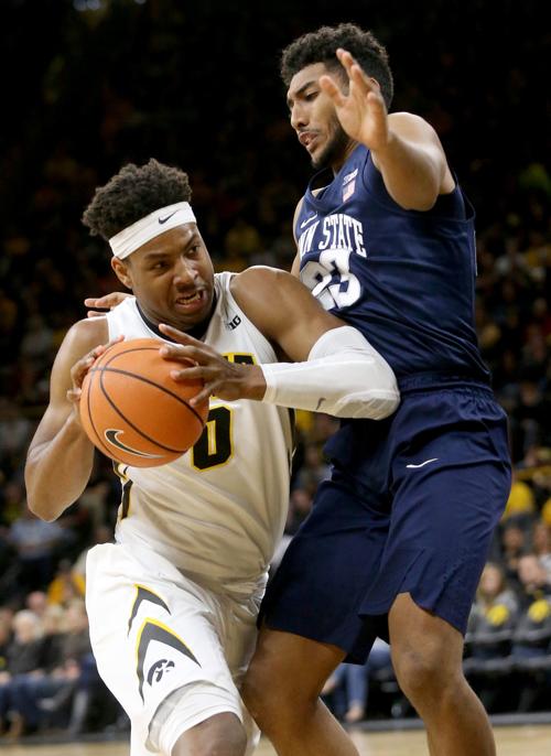 120217-Iowa-PennSt-009