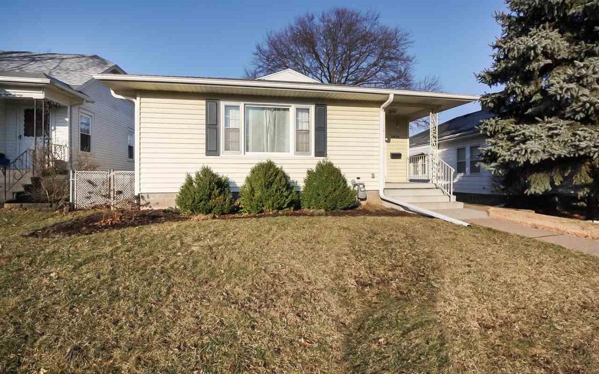 4 Bedroom Home in Davenport - $152,000