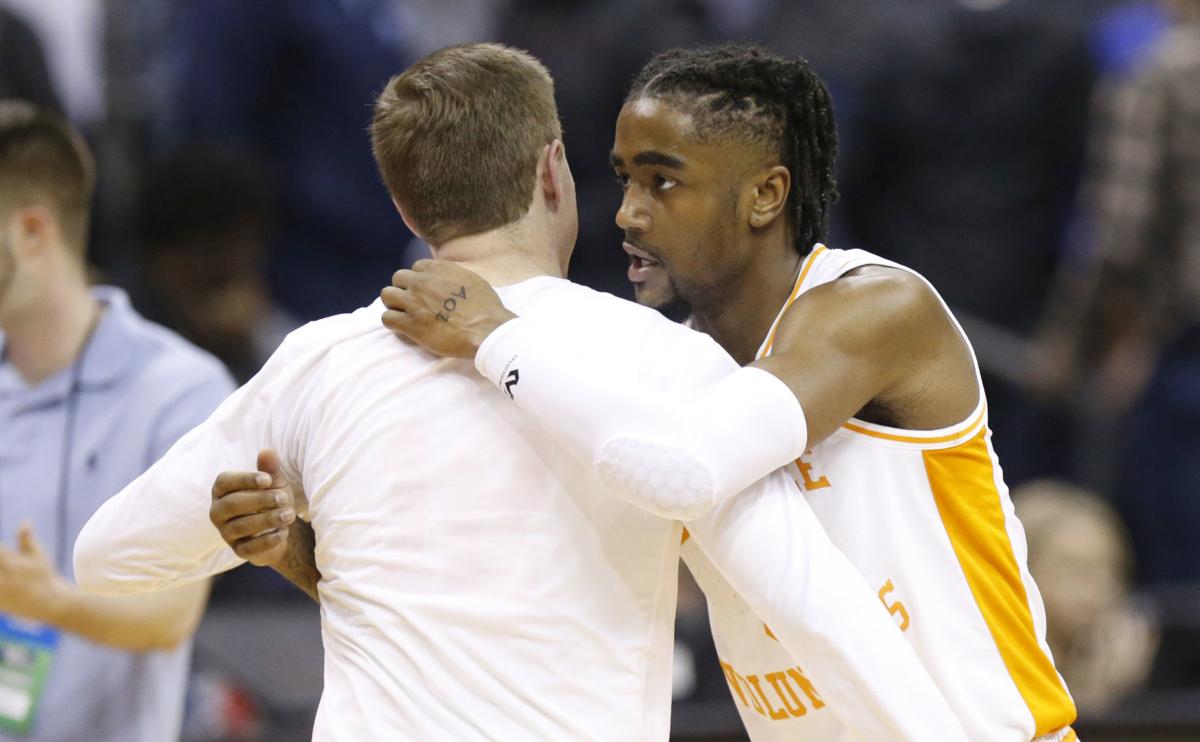 Iowa Vs Tennessee At A Glance Iowa Hawkeyes Basketball