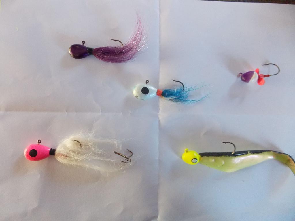 Knoble Fishing For Walleyes In Winter On The Mississippi River
