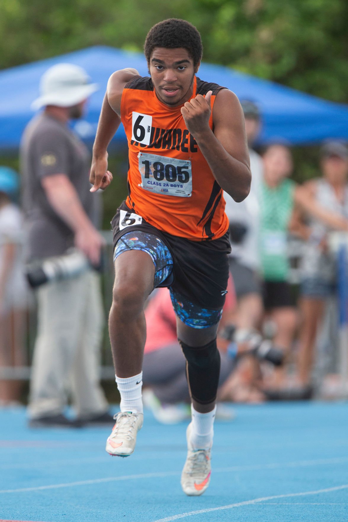Kewanee's Melcon DeJesus competes in the Class 2A 400-Meter Dash during IHSA Boys State Track and Field Finals.