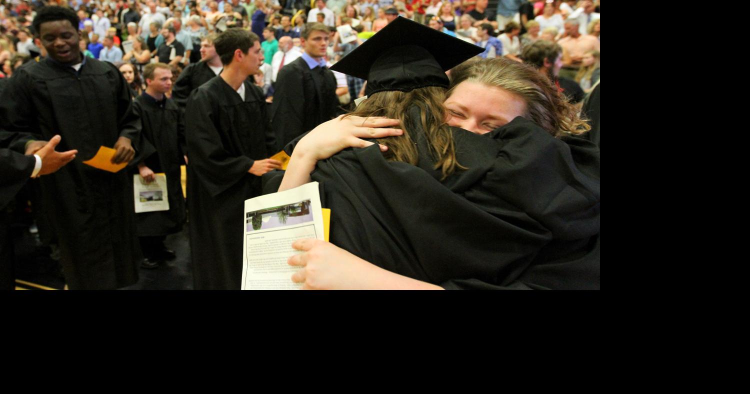 Photos Bettendorf Graduation