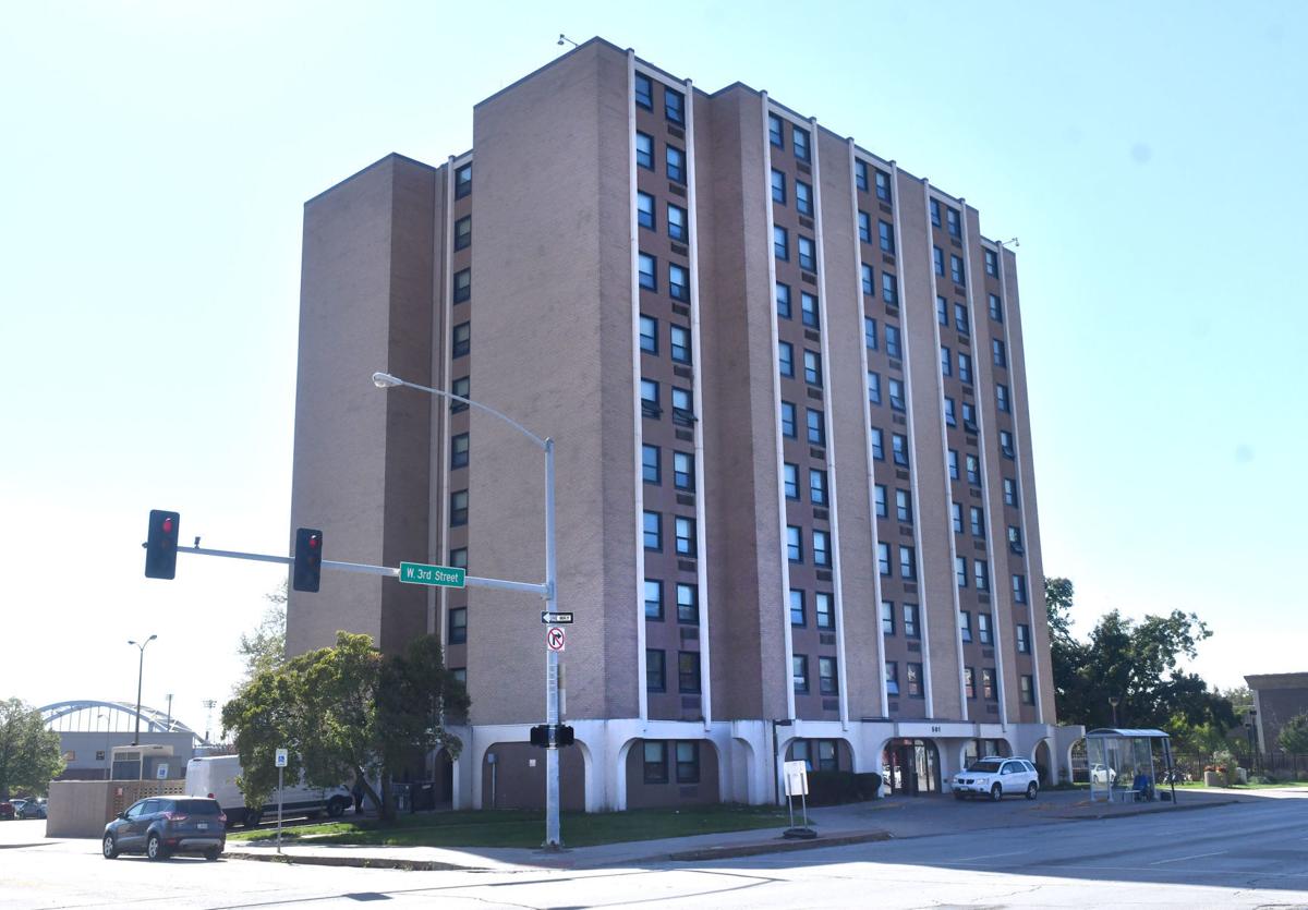 Davenport planning to sell public housing property to outofstate