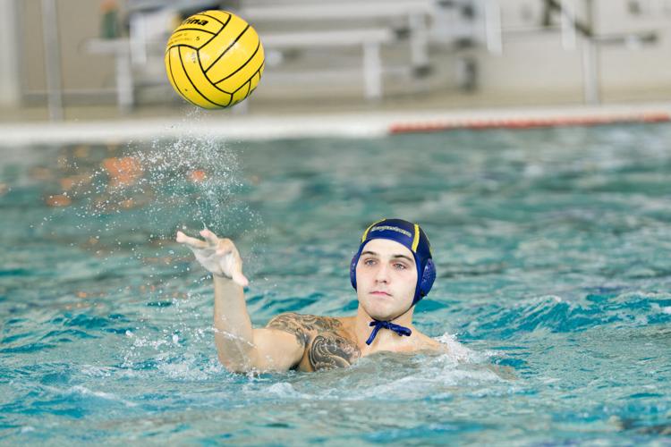 Vikings go 1-1 in final day of Gary Troyer Tournament