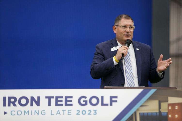 101922-qc-nws-golf-04.jpg