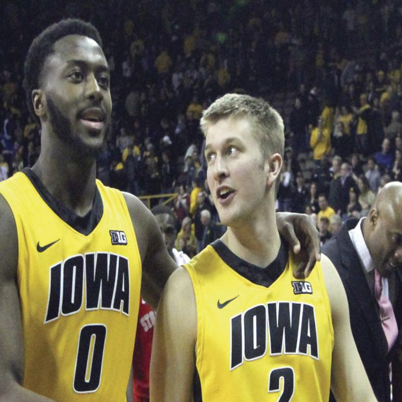 Hawkeyes Oglesby Out 6 Weeks With Broken Foot Iowa Hawkeyes